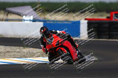 media/Jun-07-2025-TrackDaz (Sat) [[4413525952]]/B Group/1220pm (Turn 1)/